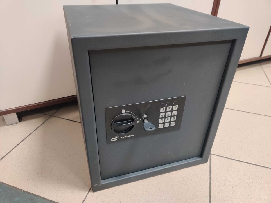 Sejf z kodem elektronicznym 40 X 35 X 36 CM 40 L Standers