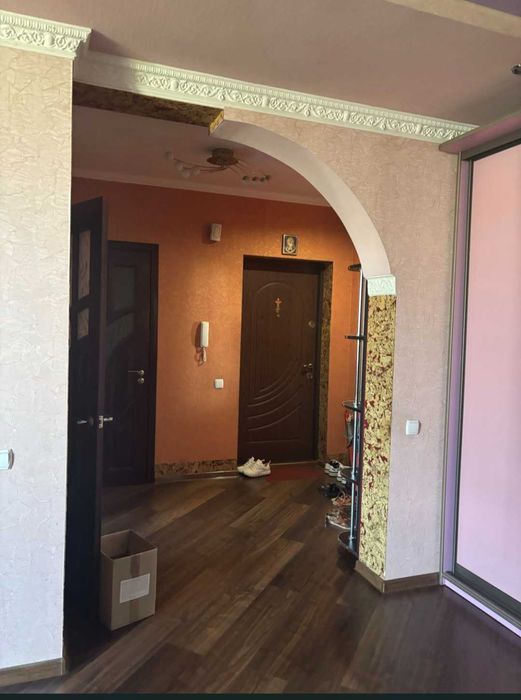 Продам 3к квартиру на Поділлі 4374