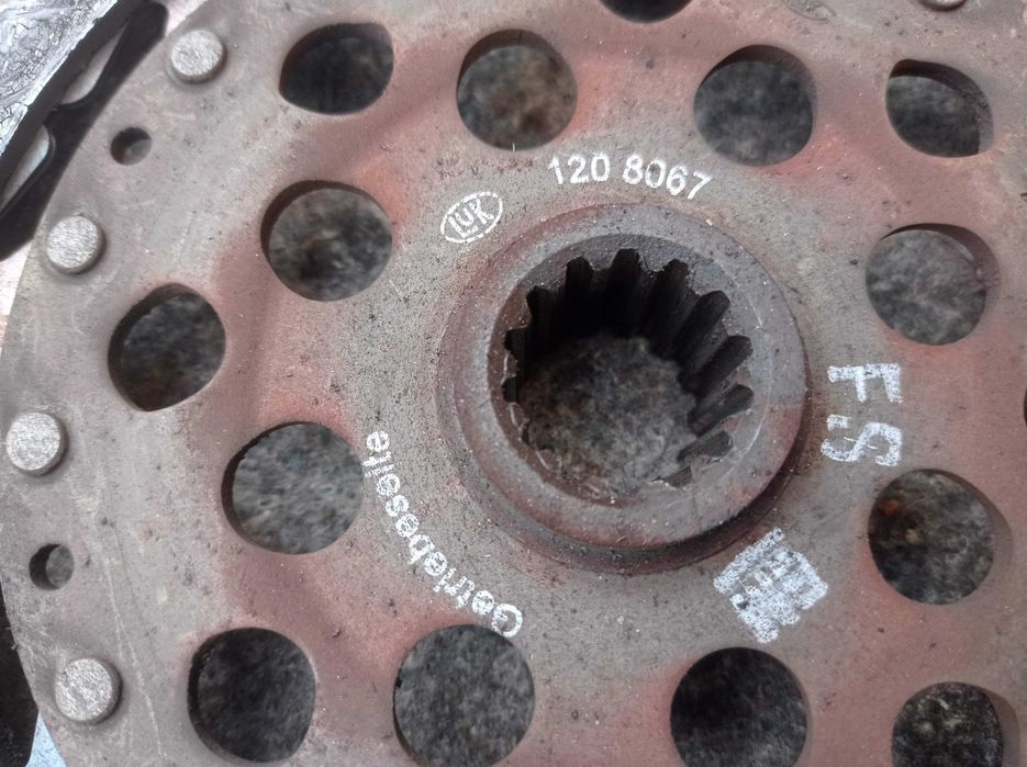 Демпферний маховик зчеплення Opel Omega Vectra Zafira Astra 2.0 2.2