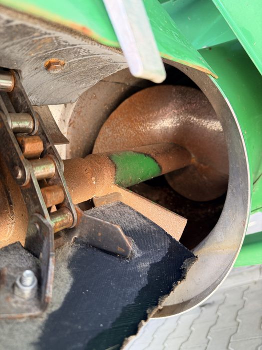 John Deere s690 , комбайн