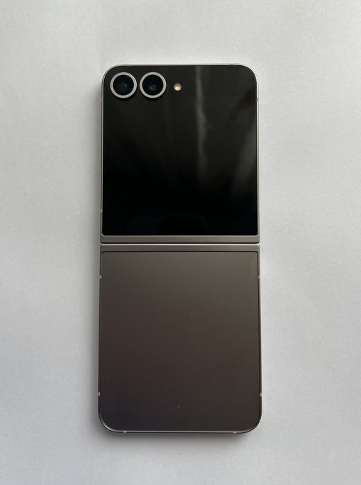 Samsung Galaxy Flip6 5G