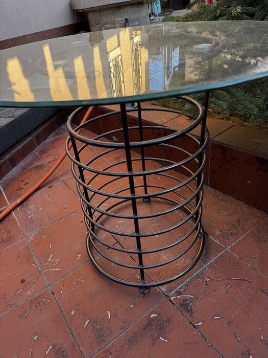 Стіл кухонний або на терасу