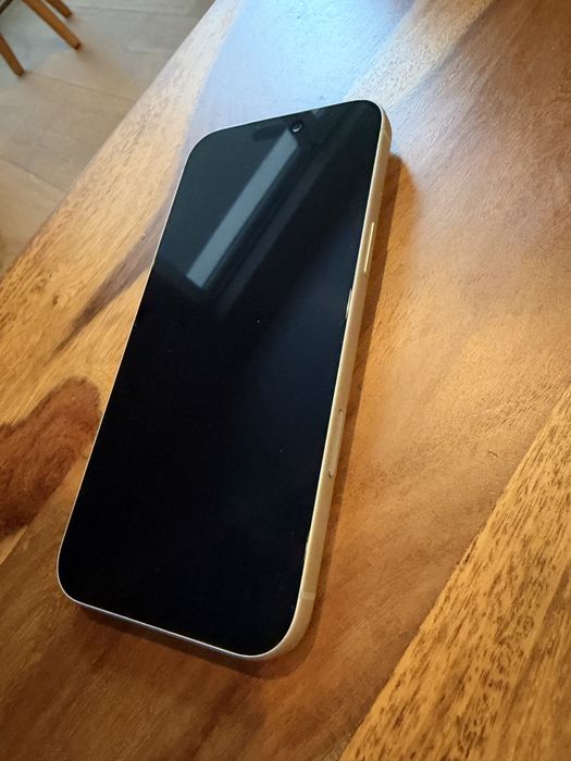 Iphone 17 pro max, 256 GB, stan idealny, pierwsze użycie wrzesień 2026!