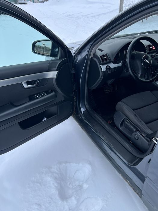 Автомобіль Audi A4B6