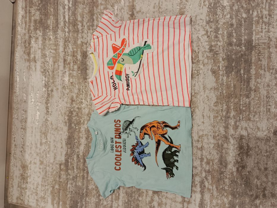 T-shirty w rozmiarze 104