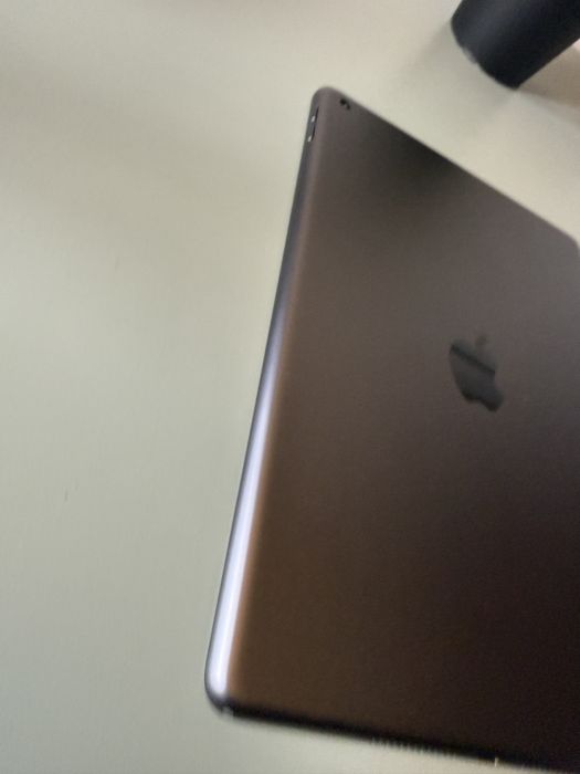 Apple iPad 10.2” 8a Geração 2020