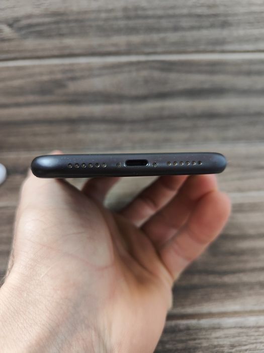 iPhone 11 , айфон 11 129 ,телефон айфон  Apple