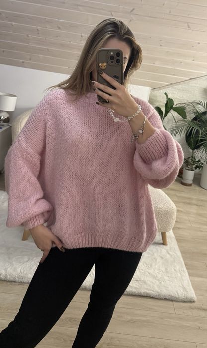 Nowy sweterek chmurka