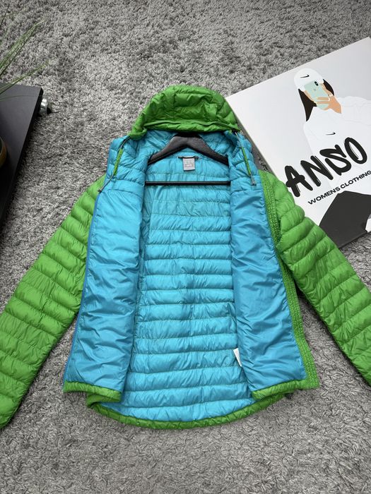 Жіноча пухова куртка Rab