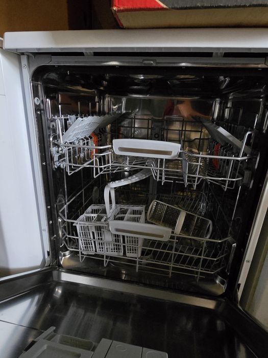 Maquina lavar loiça  Ariston Hotpoint