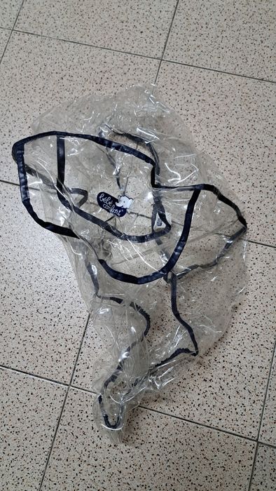 Carrinho bebé + alcofa + capa chuva