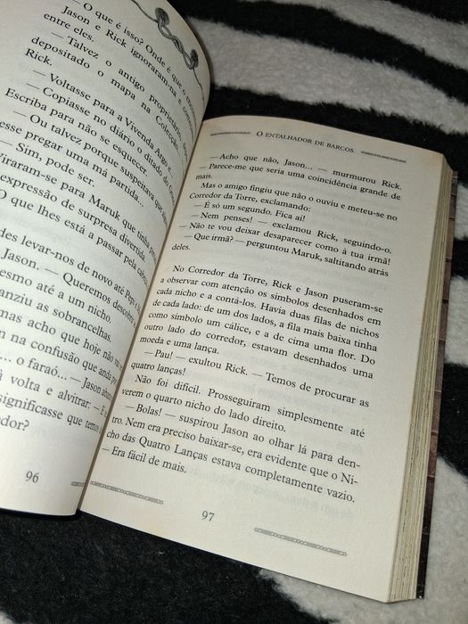 Livro juvenil Ulysses Moore