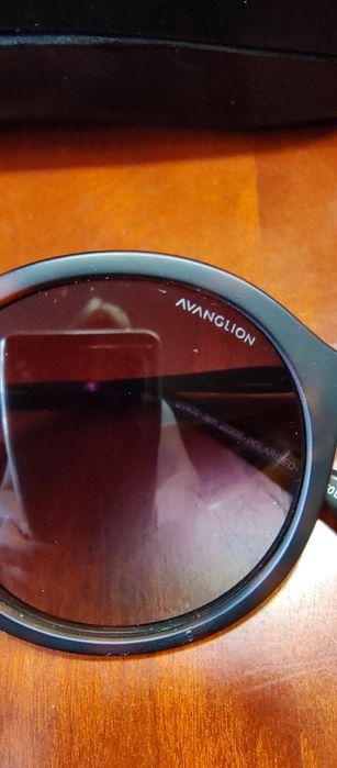 NOWE. Okulary przeciwsłoneczne AVANGLION