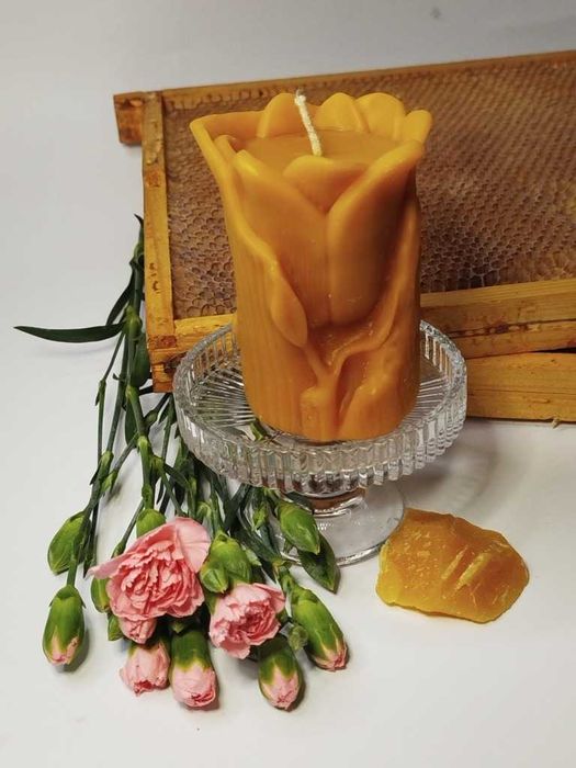 Świeca walec tulipan z wosku pszczelego