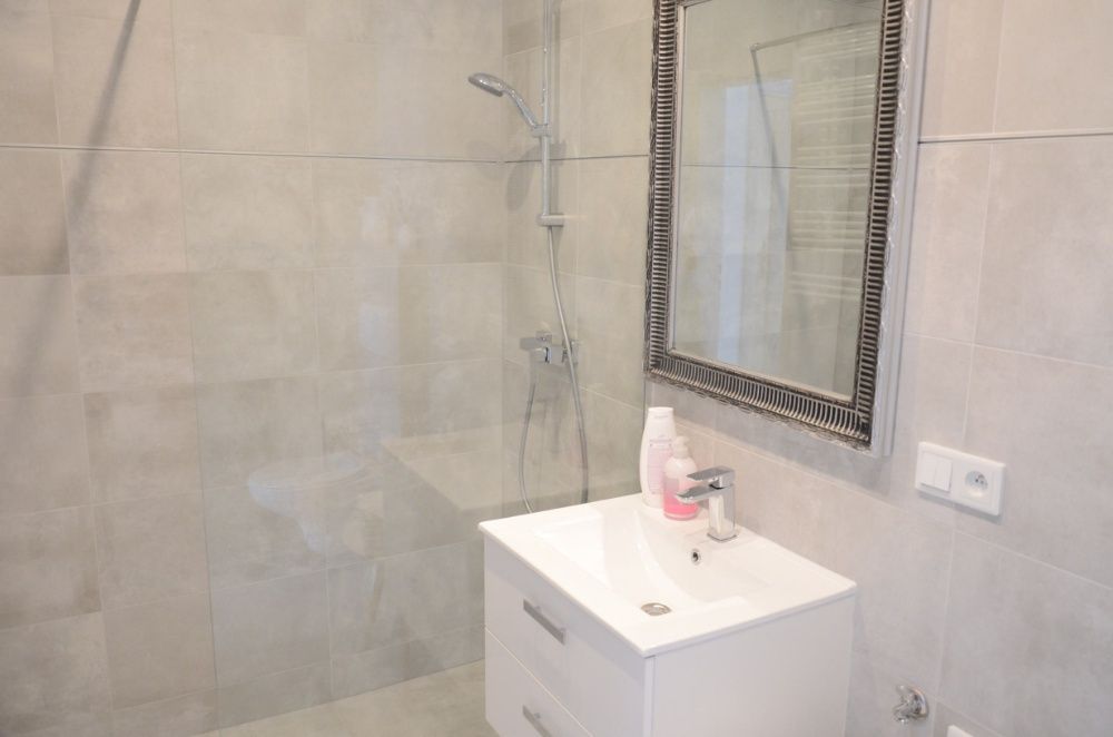 NA DOBY komfortowy 3 pokojowy Apartament mieszkanie centrum nocleg