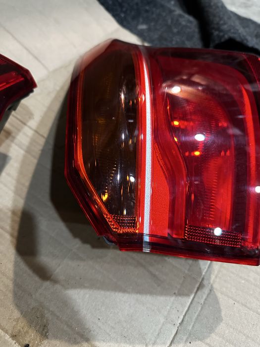 Комплект стопів фонарь правый левый BMW X1 F48 Наявність