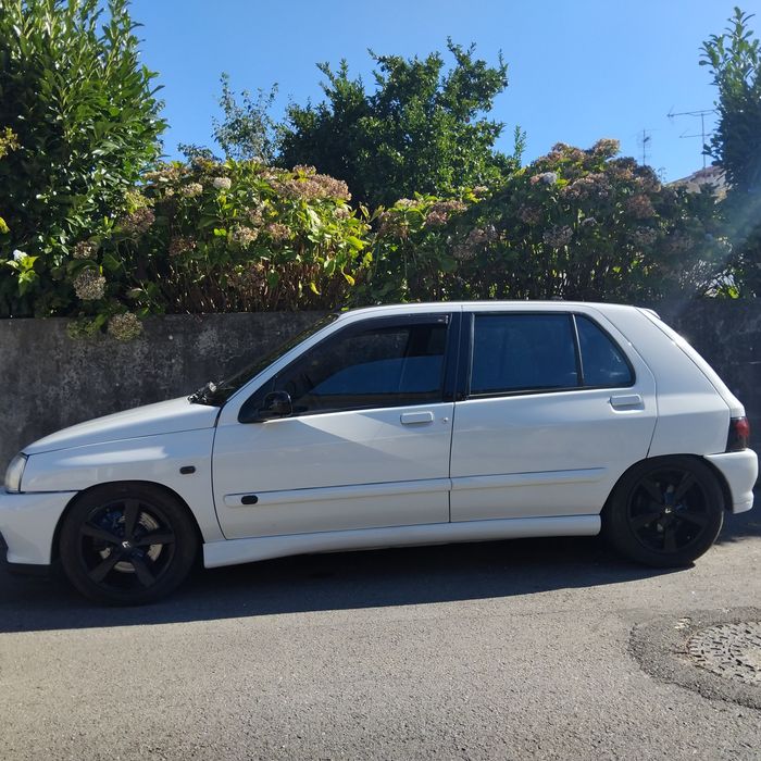 Renault clio 1.9 dti 5lugares com material williams