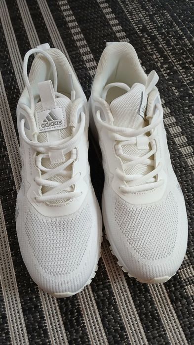 Кросівки білі ,літо весна