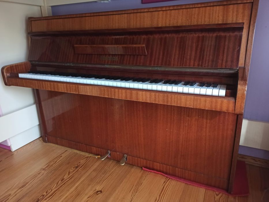 Pianino Legnica świetne do nauki gry