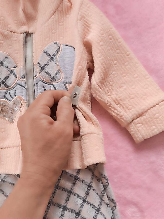 Костюмчик для дівчинки