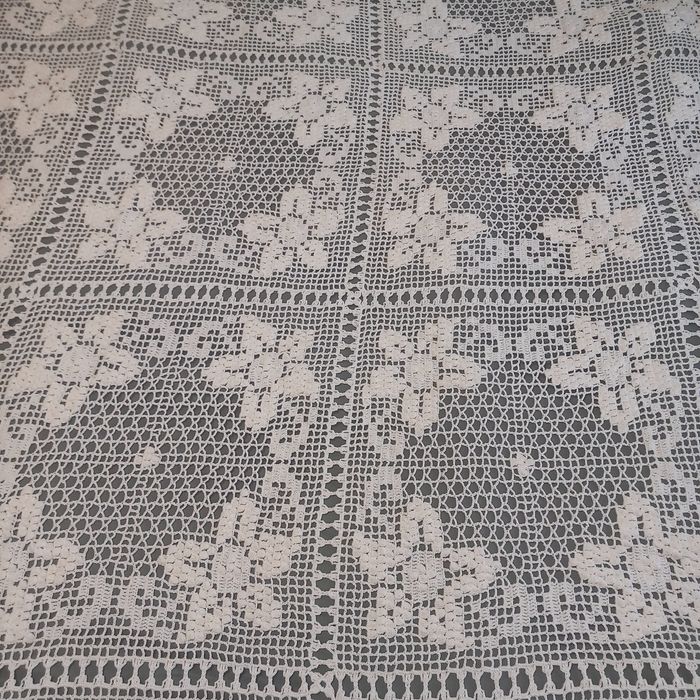 Colcha de Renda cama de casal  feita à mão