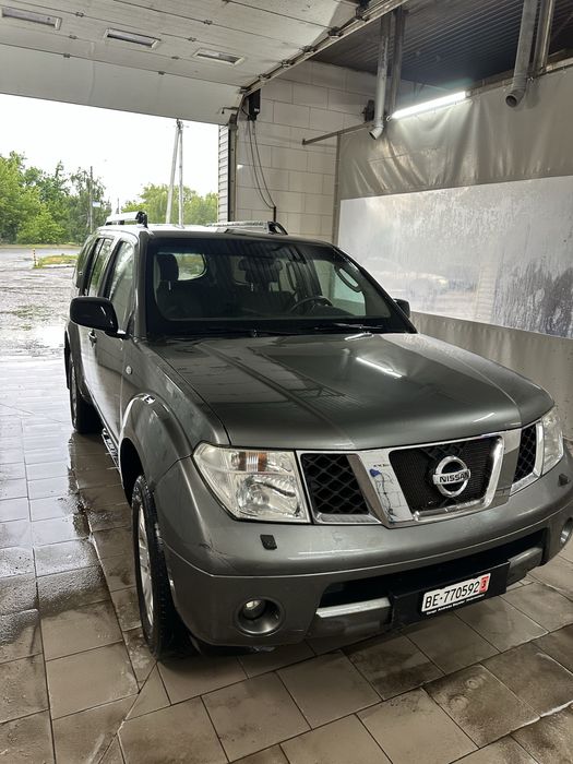 Nissan Pathfinder 2005