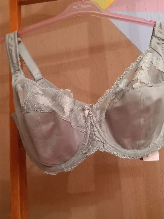 Продам нові бюстгальтери