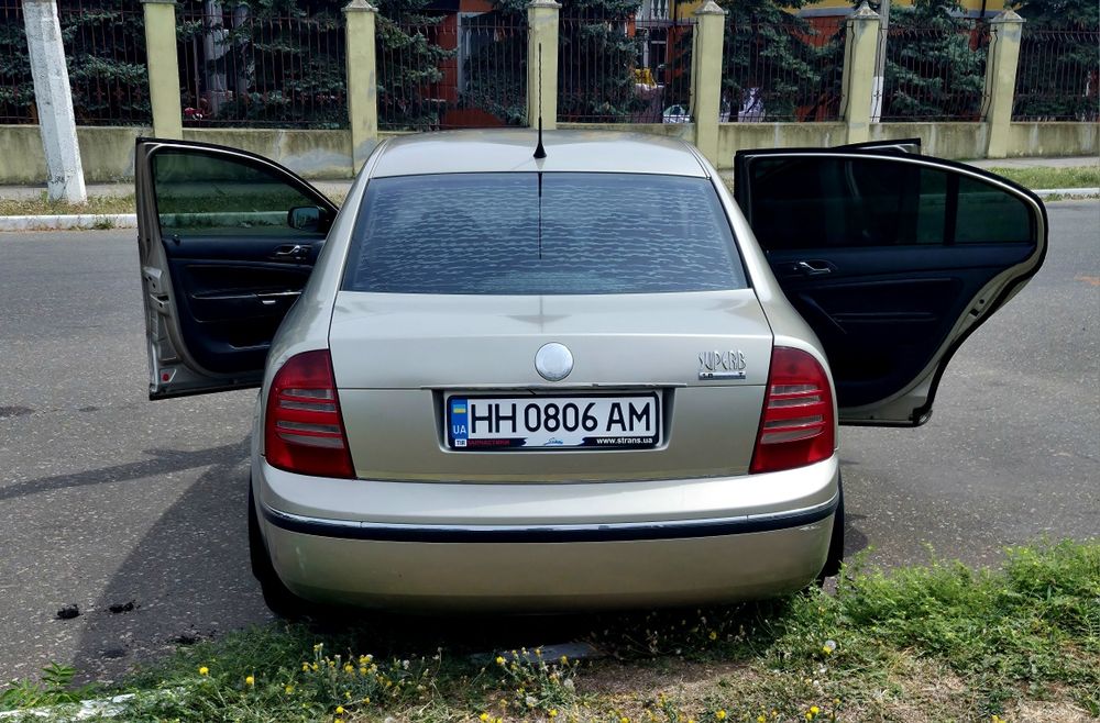 Skoda Superb 2005 VIN TMBDL23U56B046486 фото оголошення 4 з 10