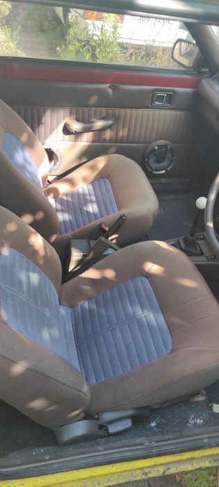 Продам Мазду 323