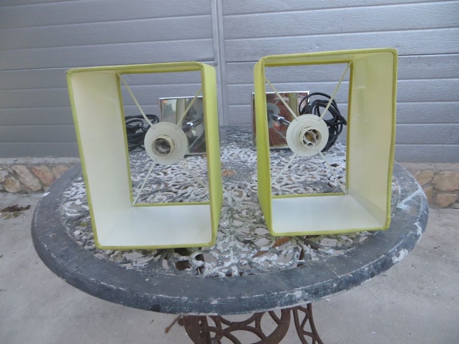 Candeeiro de Tecto + 2 Candeeiros de Mesa Cabeceira