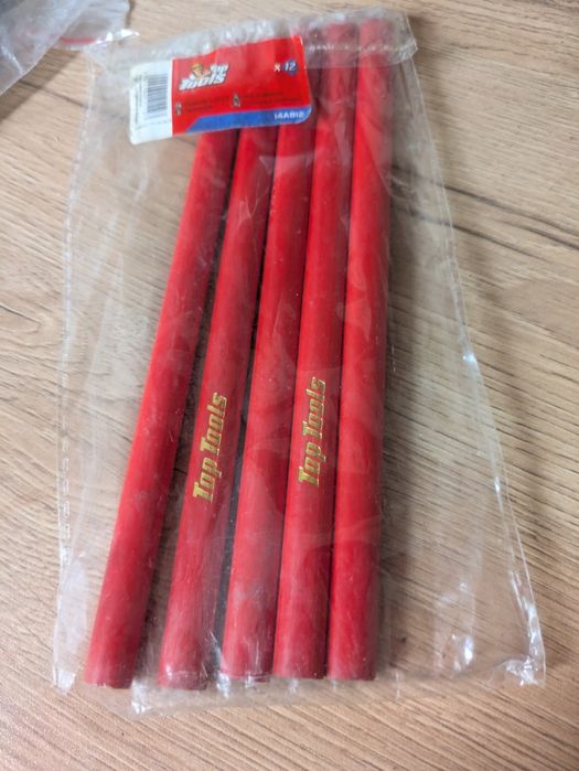 Ołówki stolarskie,nowe