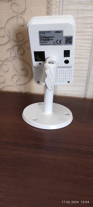 Камера видеонаблюдения 3 МП 1/3" progressive scan CMOS з Wi-Fi; + Карт