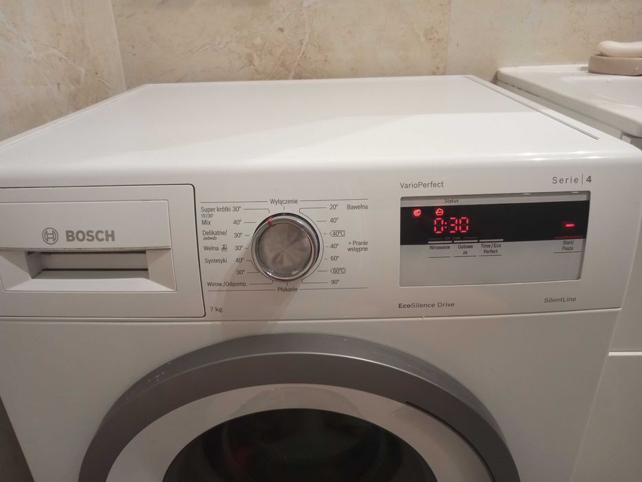 Pralka BOSCH Serie 4,Vario Perfect , wsad:7 kg, używana