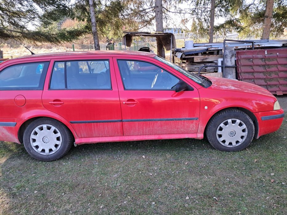 Skoda octavia uszkodzona