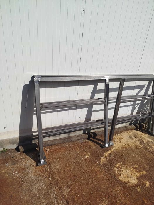 Serralharia, serralheiro,grades, portões e etc