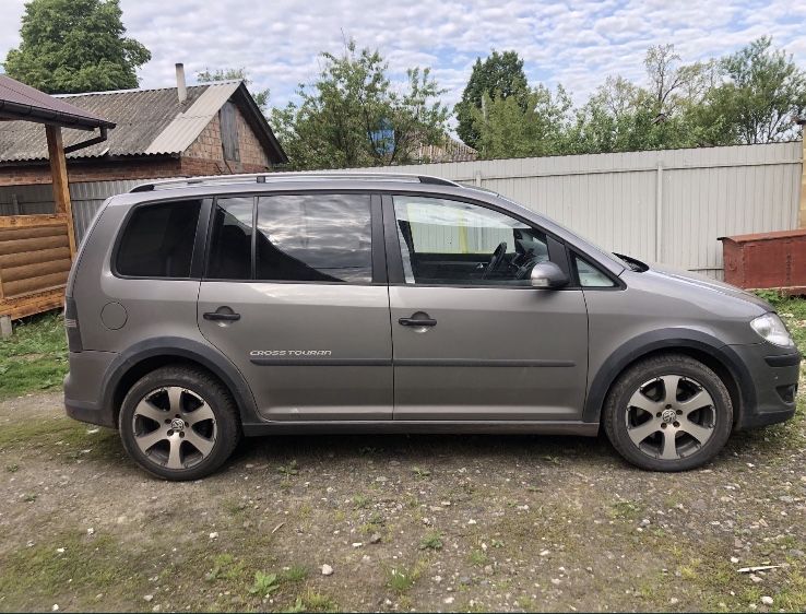 Лонжерон четверть Фольксваген Тоуран Кадди