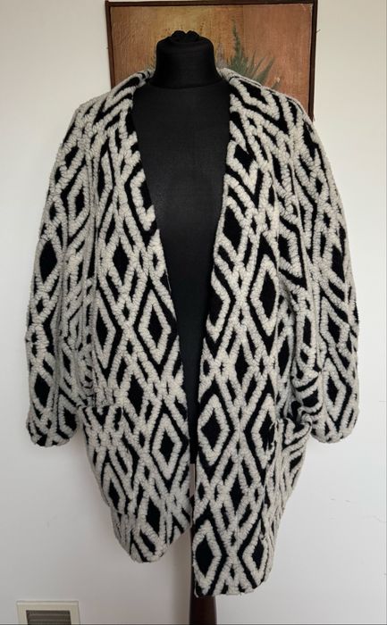 narzuta, sweter, kardigan bez zapięć