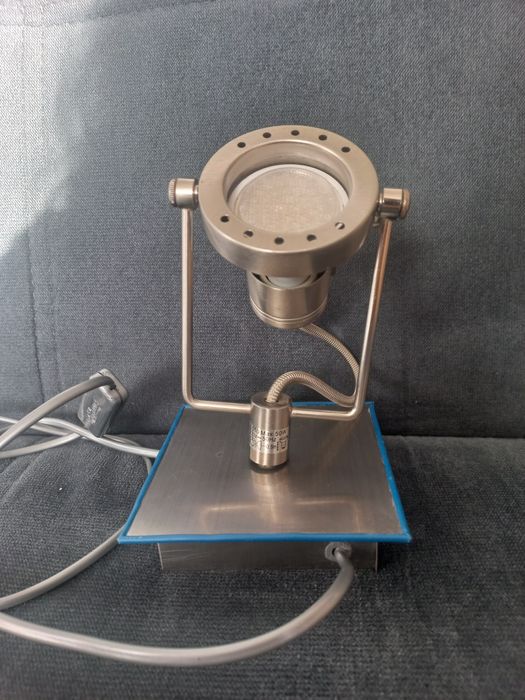 Lampa kinkiet przełącznik