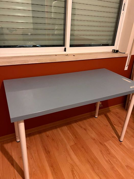 Secretária IKEA azul