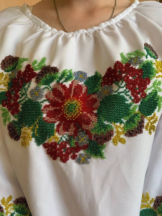 Вишиванка з бісеру