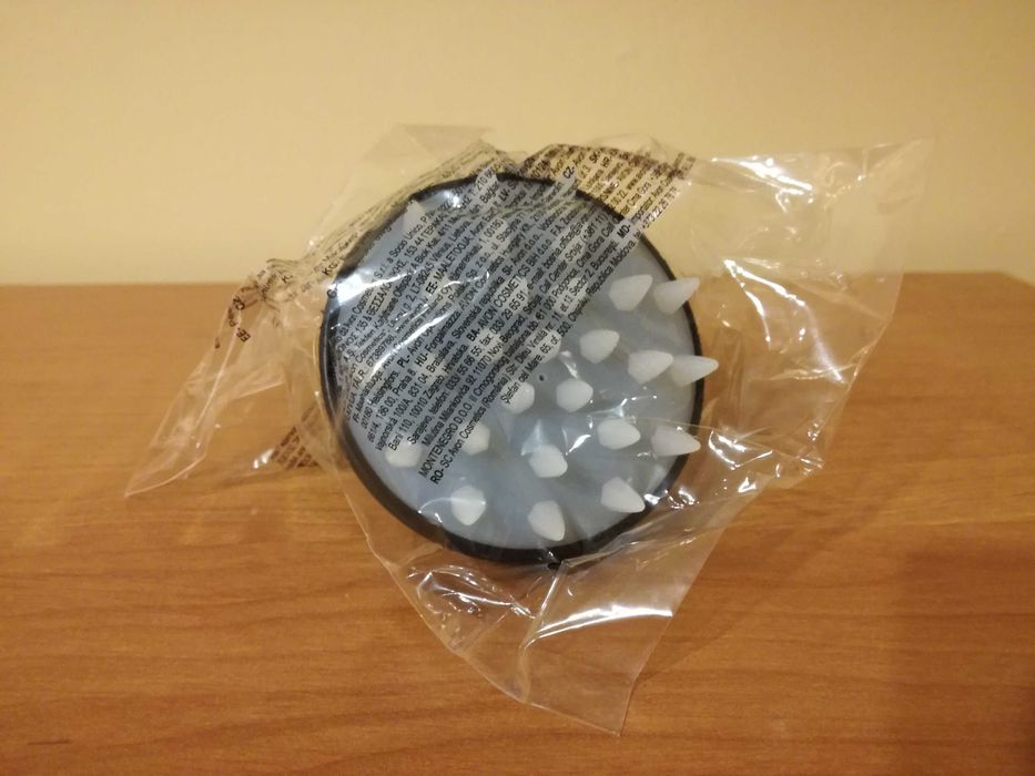 Masażer do skóry głowy