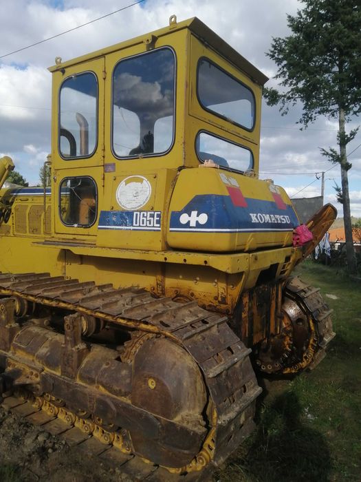 Bulldozer Komatsu D65E-6B
