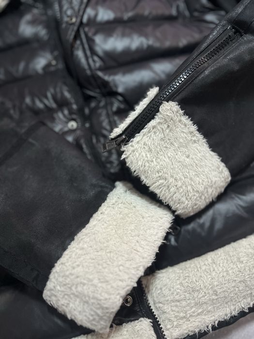 Куртка Moncler Пухова