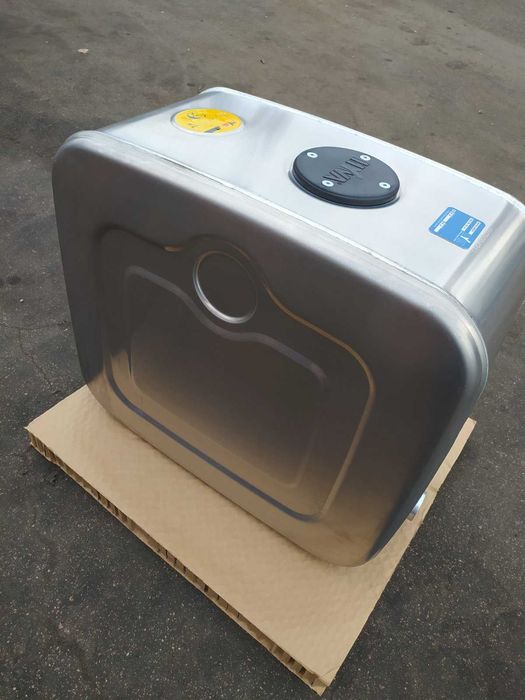 Гідробаки стелеві та алюмінієві -Бічні та Закабінні від виробника