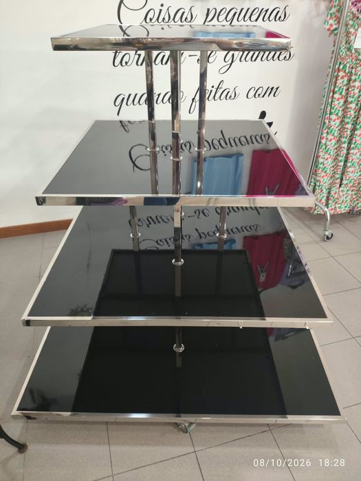 Vendo mesa expositora