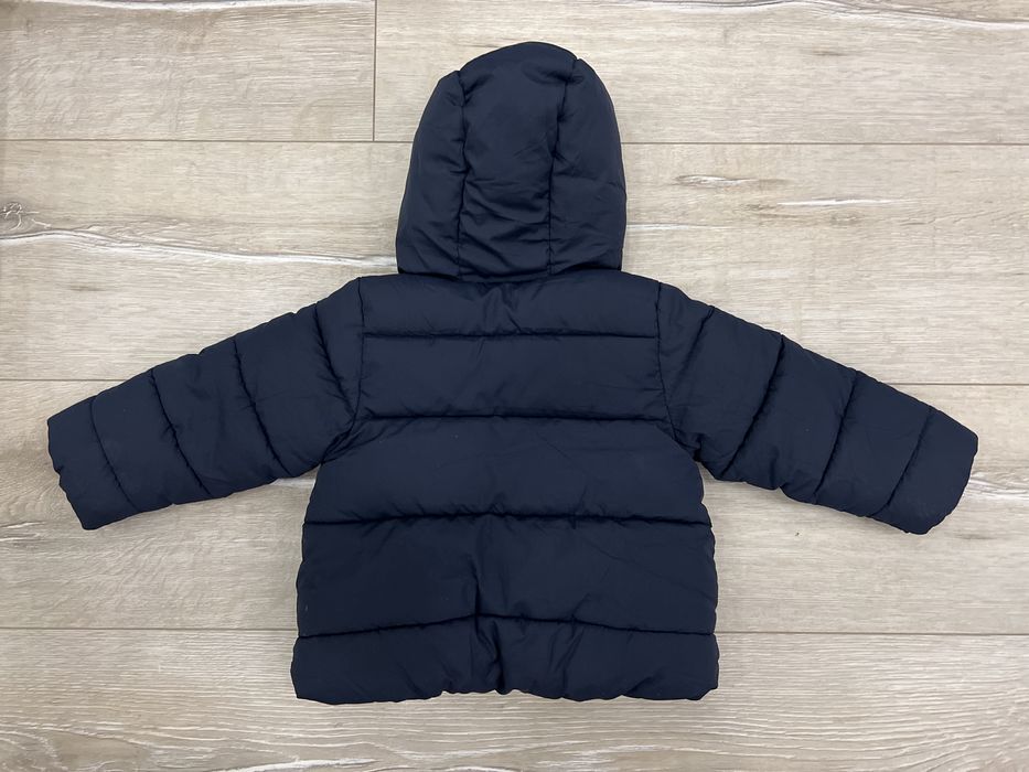 Курточка демисезон на девочку 74р