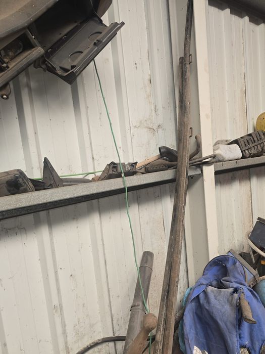 Charrete brake de 4 rodas de um ou dois cavalos c/varões - Bom Estado