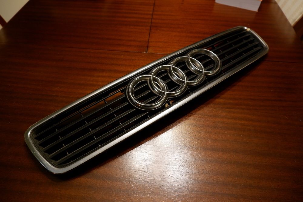 Grelha AUDI A4 Avant (8D5, B5) 1.9 TDI |