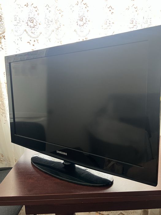 Телевізор Samsung Le 32 e 420