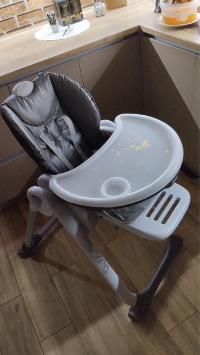 Стільчик для годування  Chicco Polly Magic